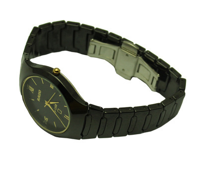 时尚与品质的完美结合 韩国陶瓷手表低价热销